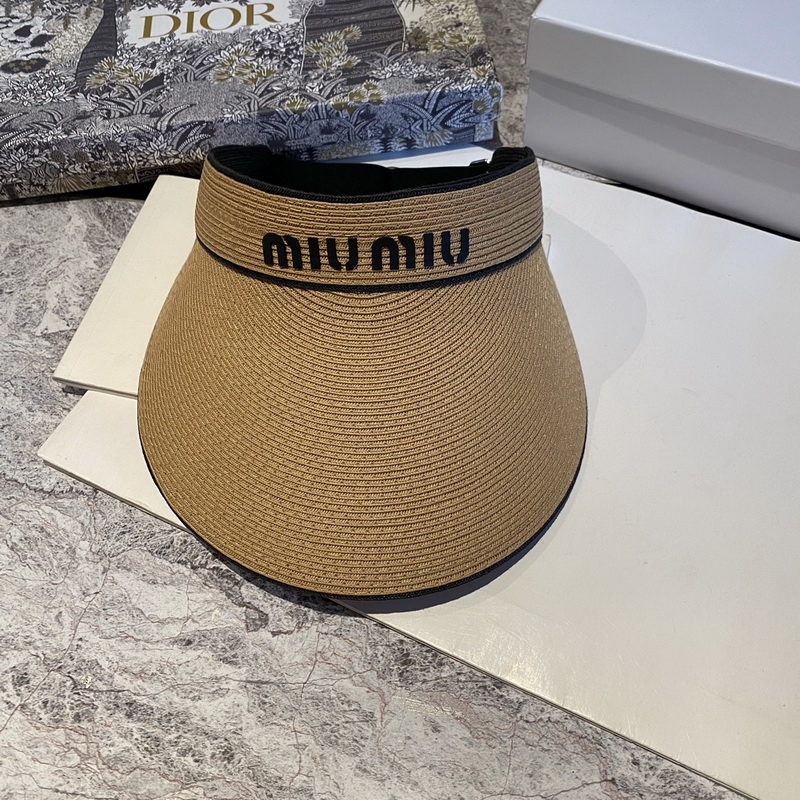 M*um*u cap-114