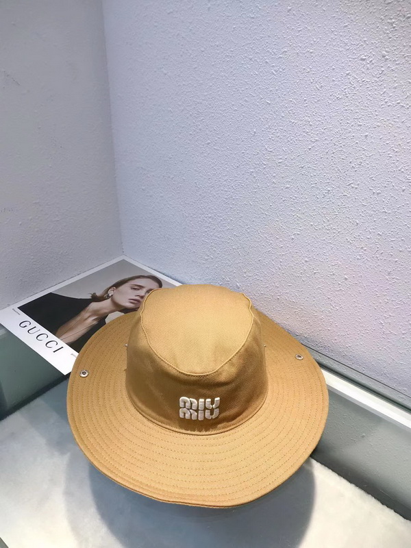 M*um*u cap-125