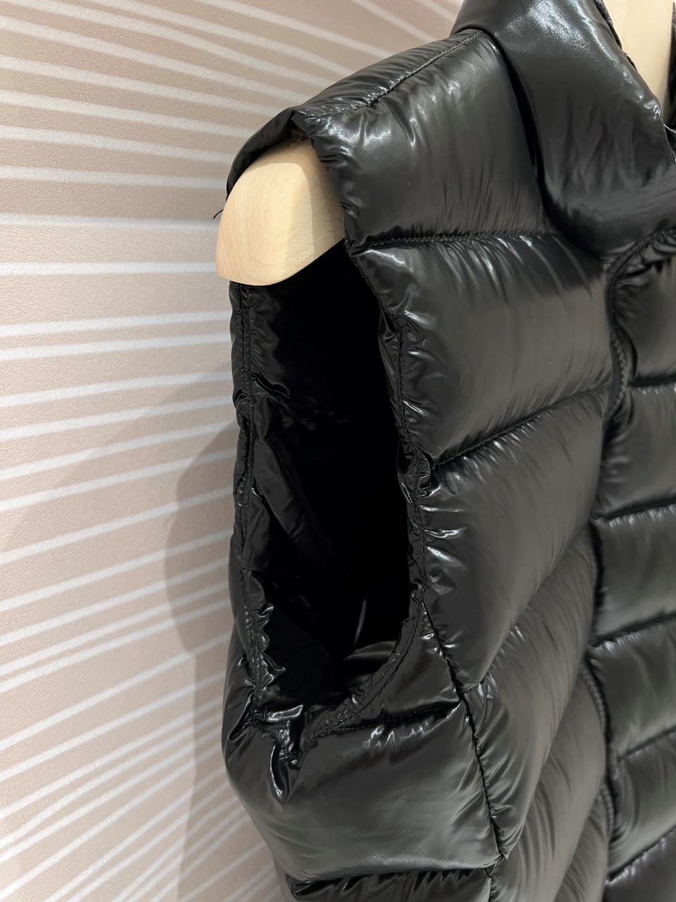 Moncler Vest Coat(Women)-032