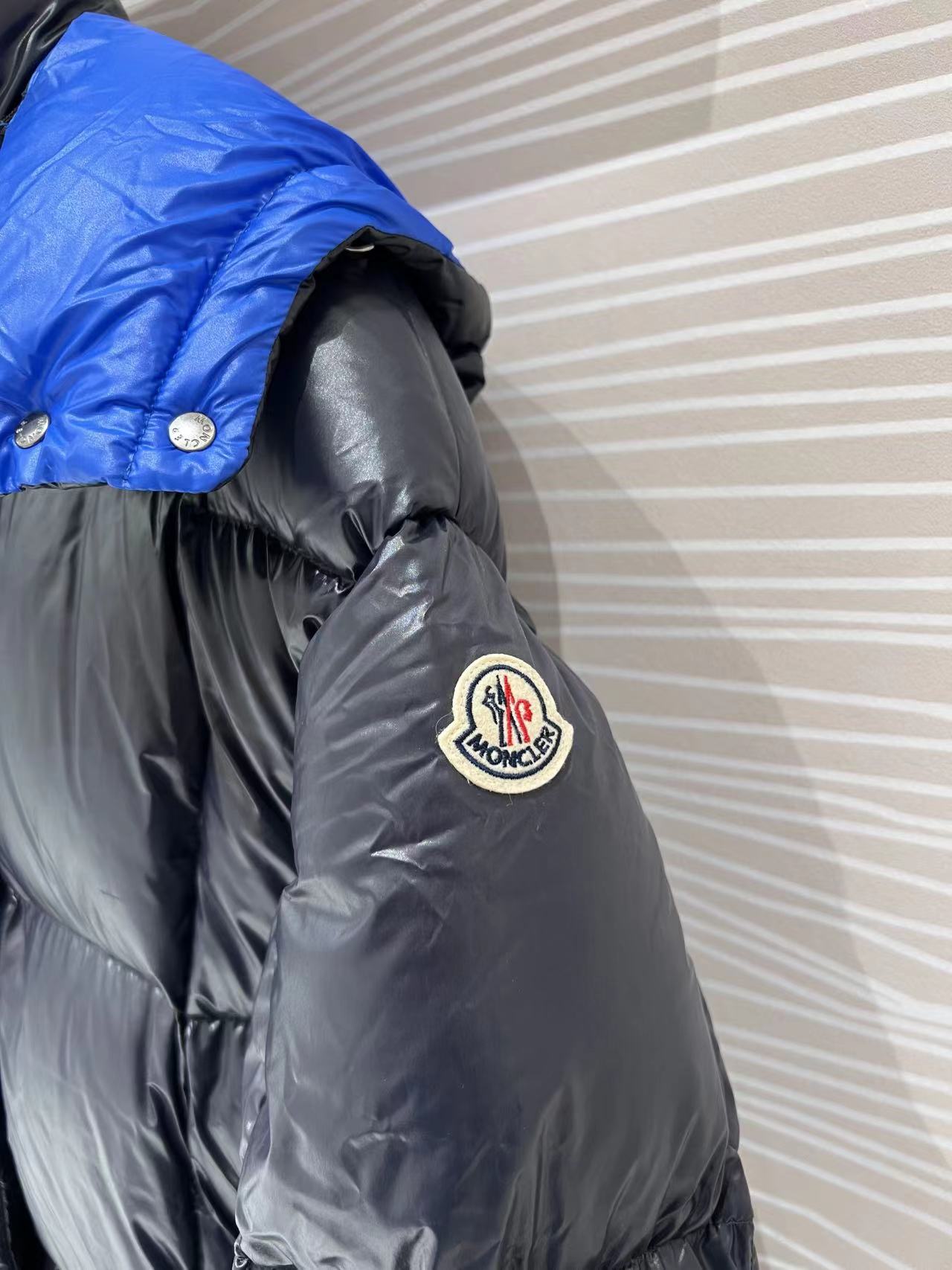 Moncler Coat(Women)-071