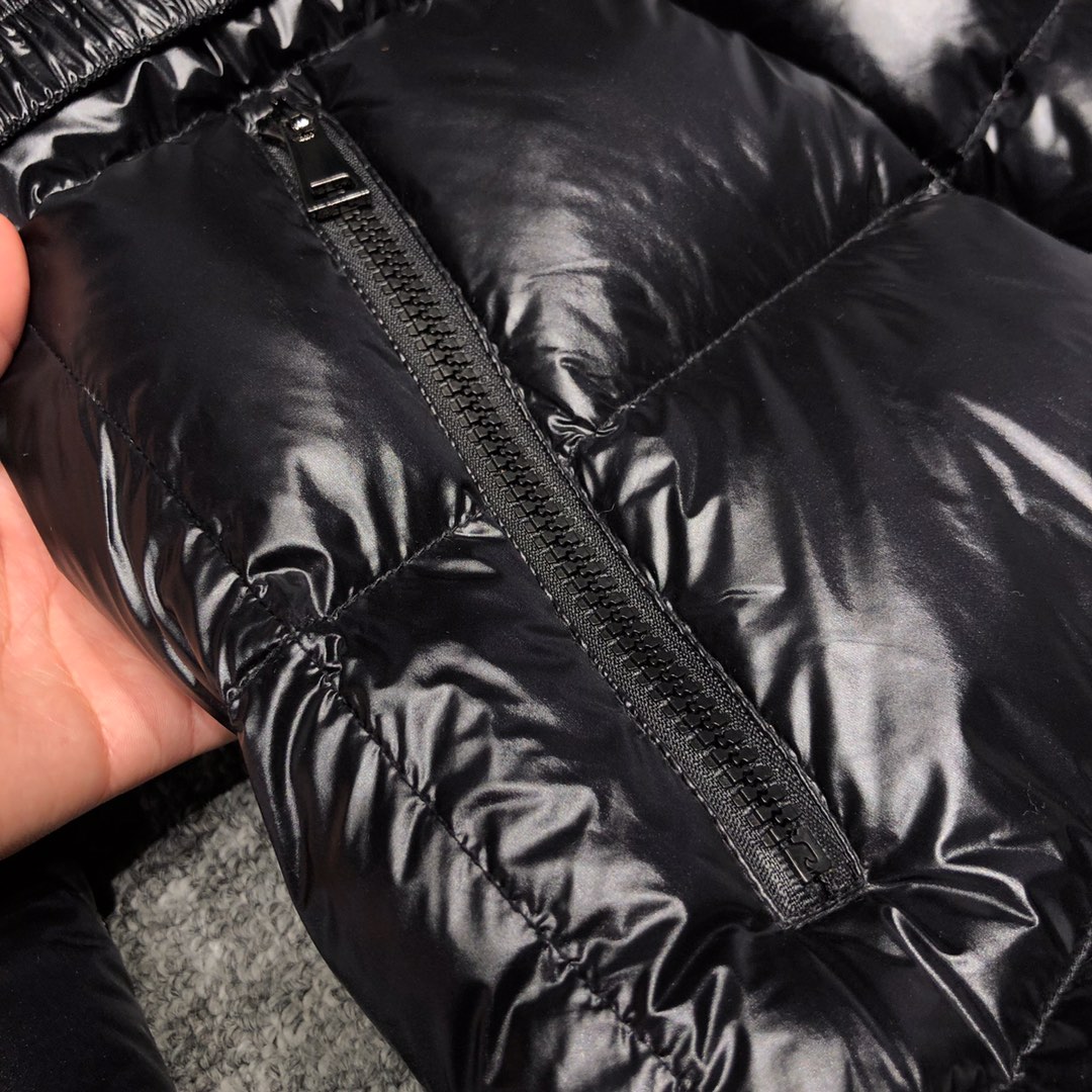 Moncler Coat(Women)-083