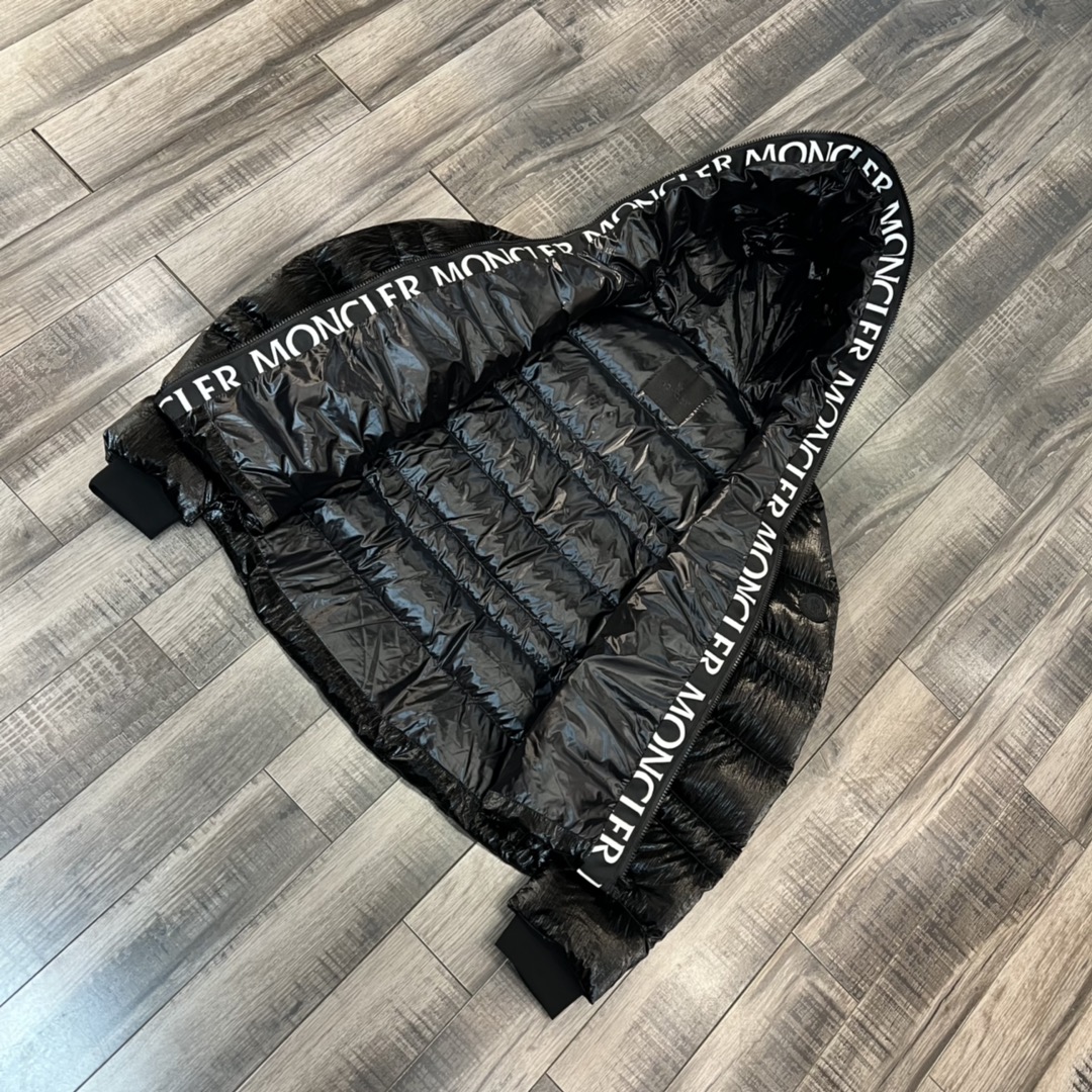 Moncler Coat(Women)-126