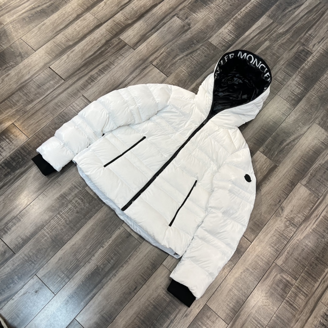 Moncler Coat(Women)-127
