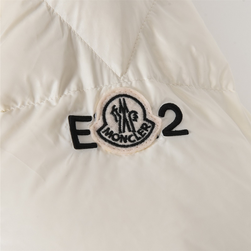 Moncler Coat-208