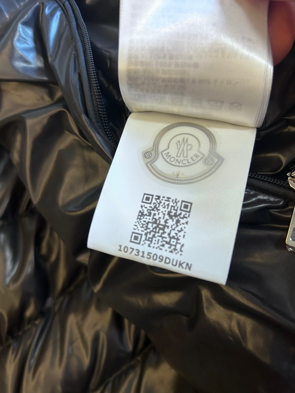 Moncler Coat-215