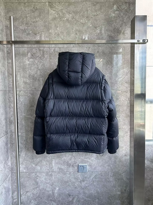 Moncler Coat-250