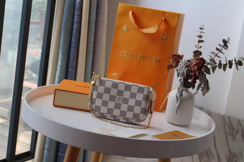 LV Handbags AAA(Women)-242