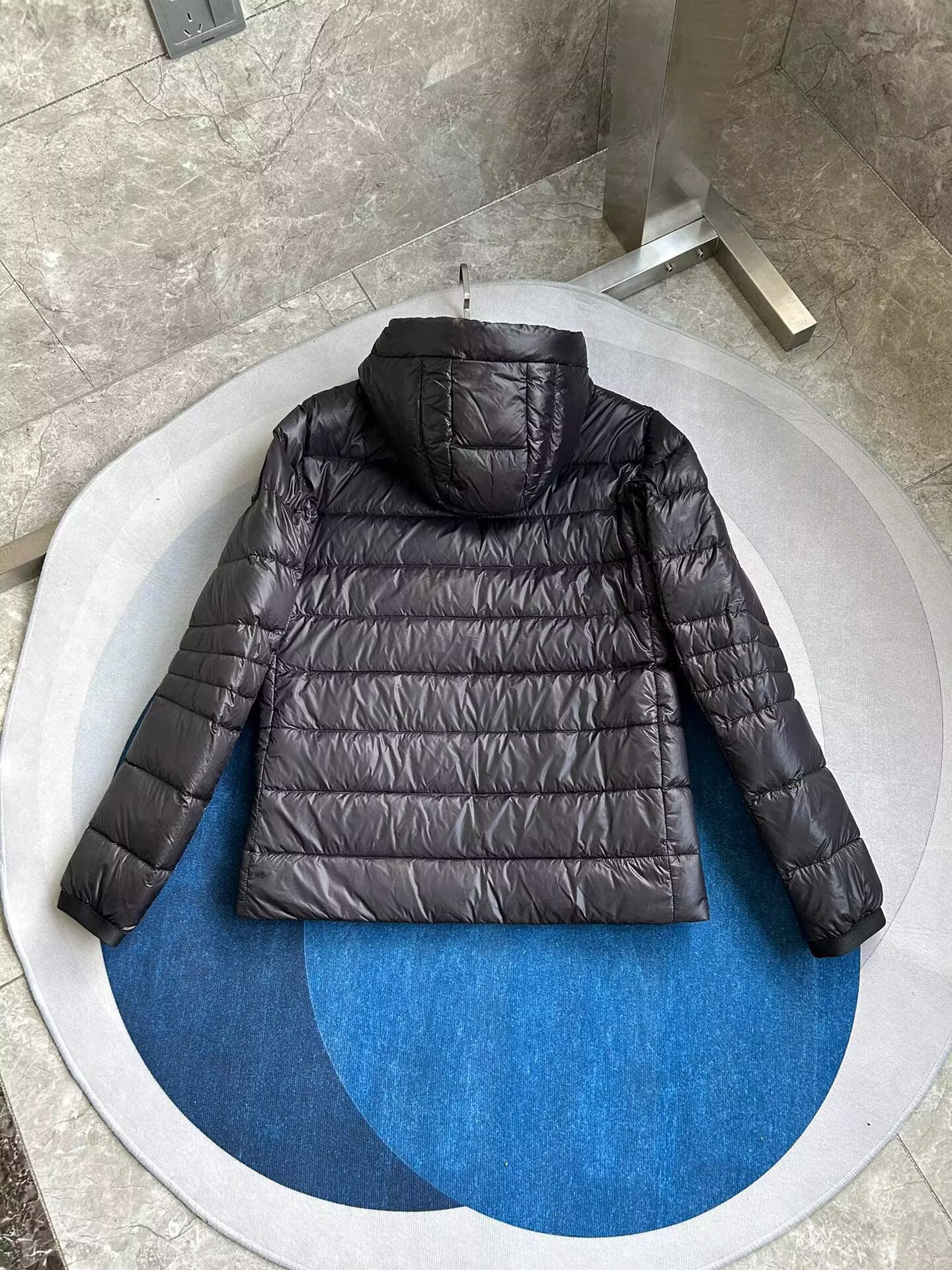 Can*a Go*e coat-262