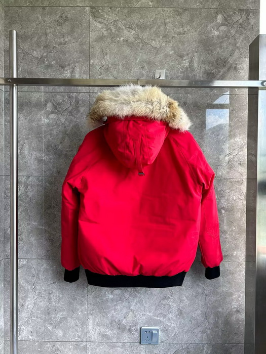 Can*a Go*e coat-362