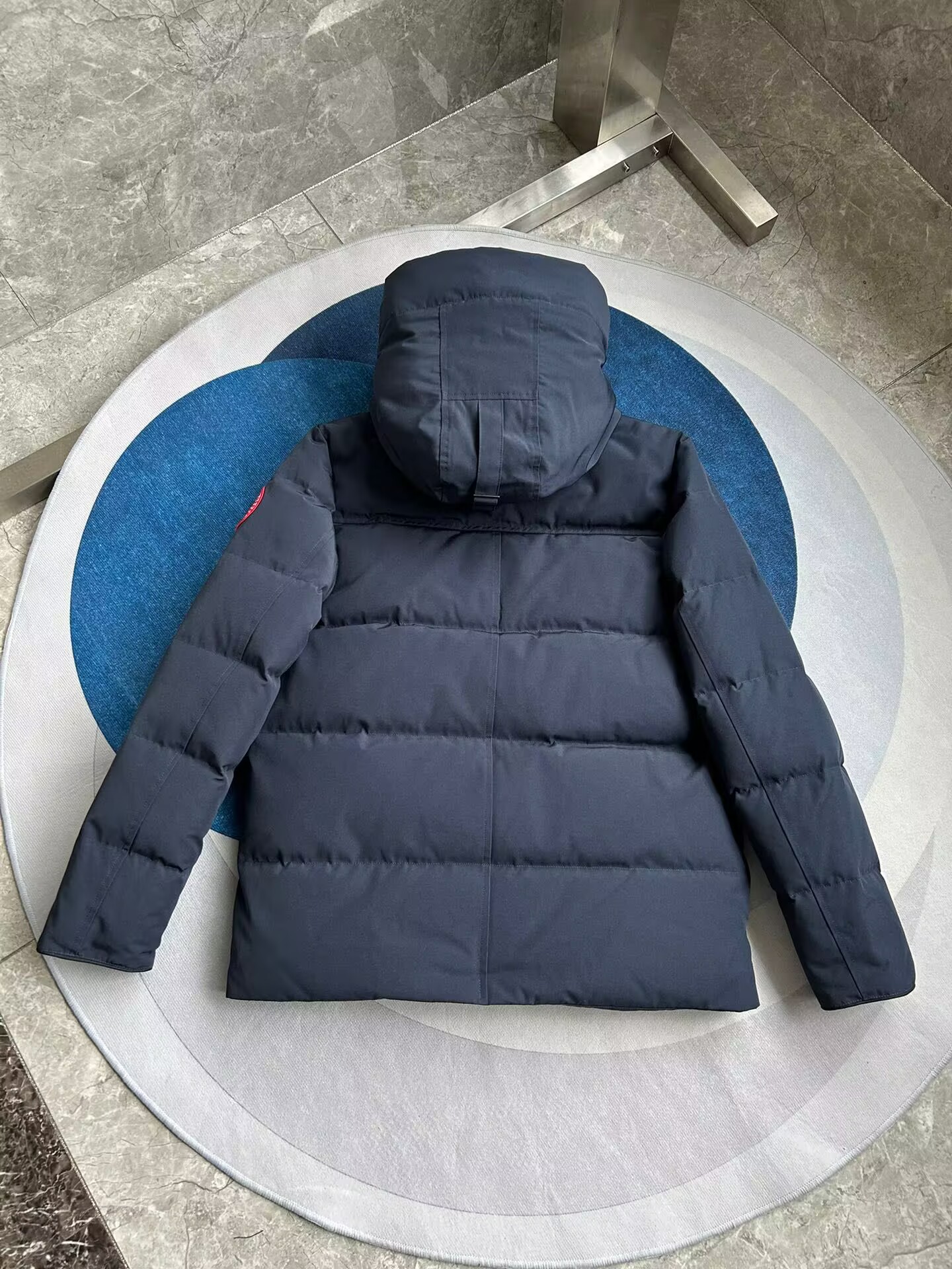 Can*a Go*e coat-365