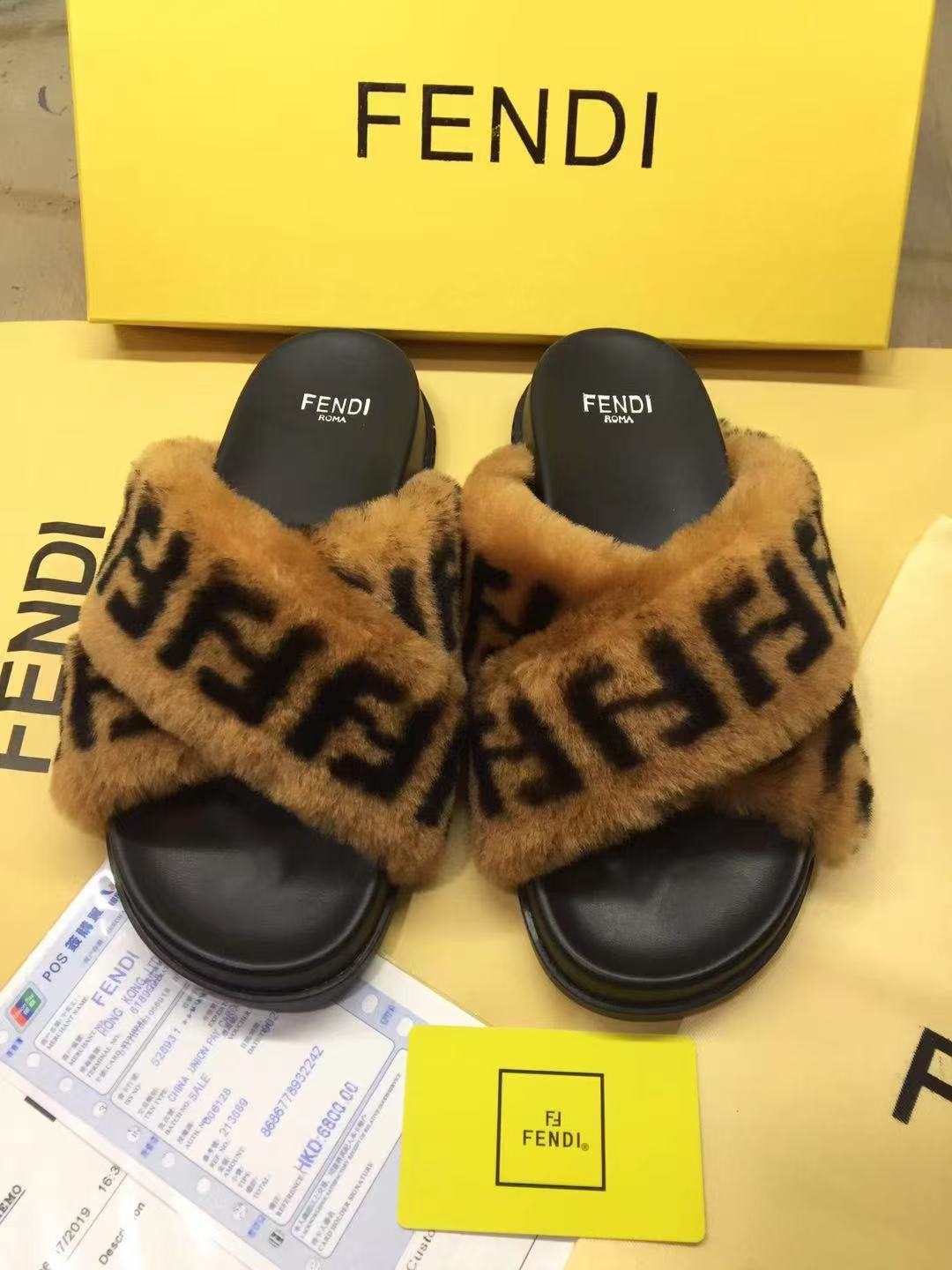 F**di slippers(aaa)-008