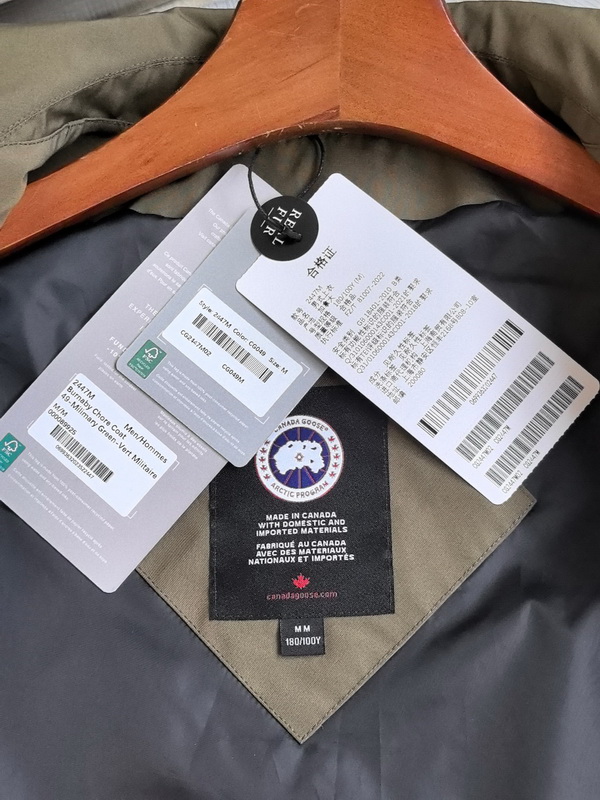 Can*a Go*e jacket-007