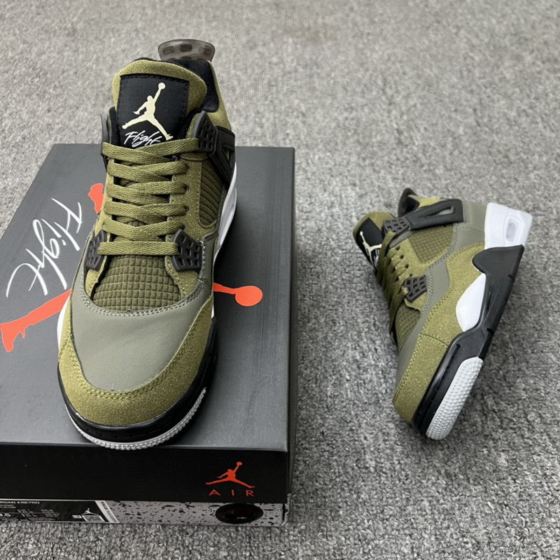 Air Jordan 4 Retro-008