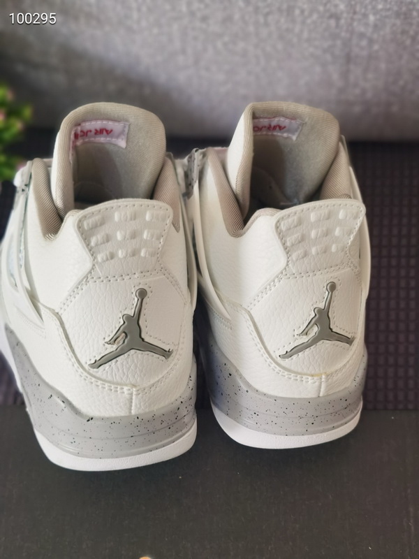 Air Jordan 4 Retro-026