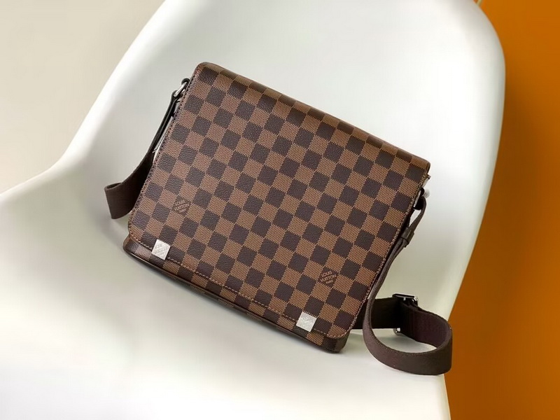 LV Handbags AAAA(Men)-150