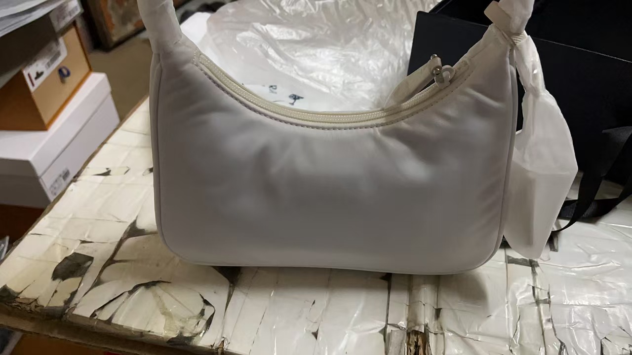 Pra*a handbags aaaa(women)-005