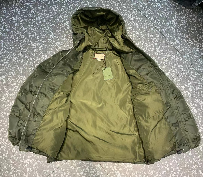 G*u*i coat-006