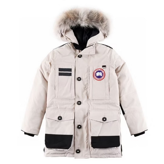 Can*a Go*e coat-376