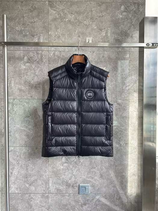 Can*a Go*e vest coat-013