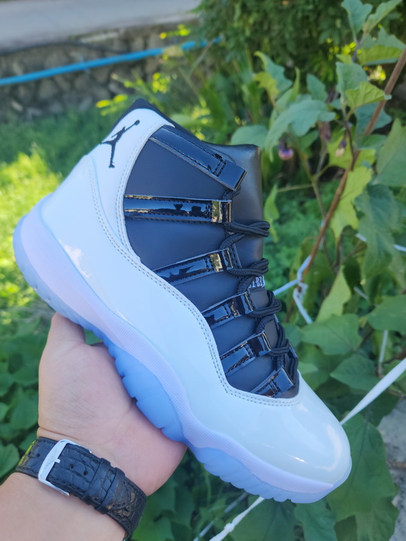 Air Jordan 11 Retro-018