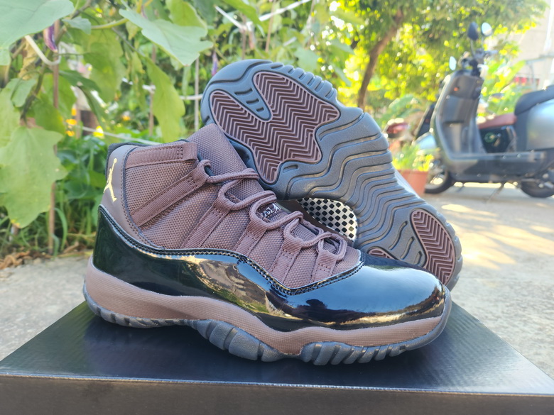 Air Jordan 11 Retro-021