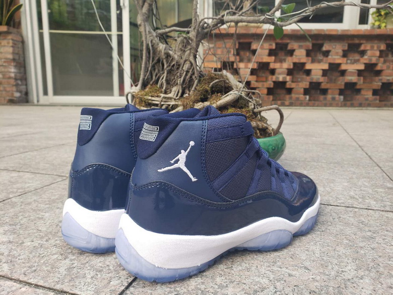 Air Jordan 11 Retro-022