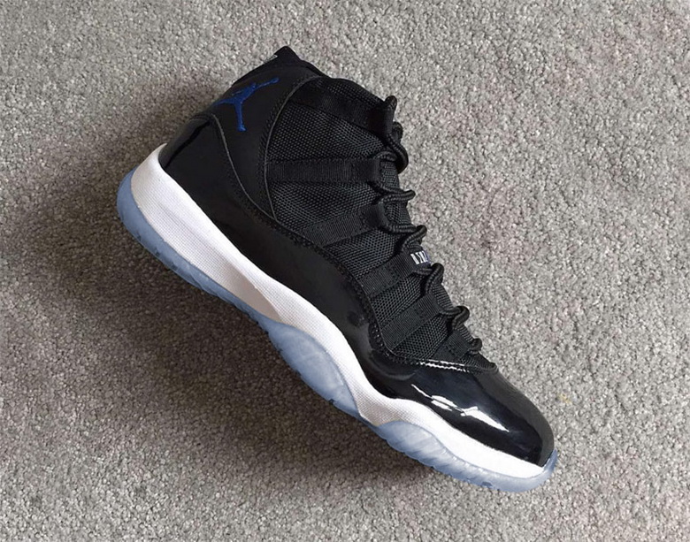 Air Jordan 11 Retro-029