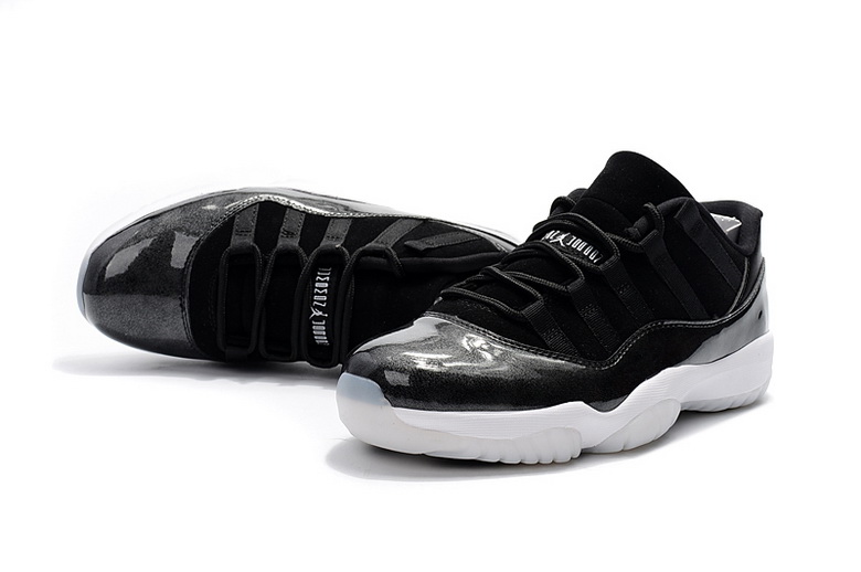 Air Jordan 11 Retro-030