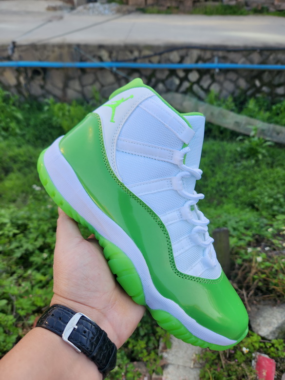 Air Jordan 11 Retro-044