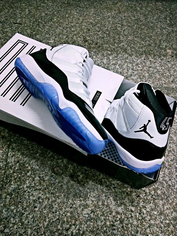 Air Jordan 11 Retro-045