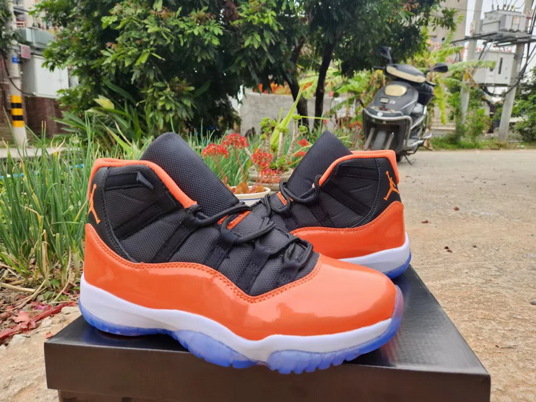 Air Jordan 11 Retro-052