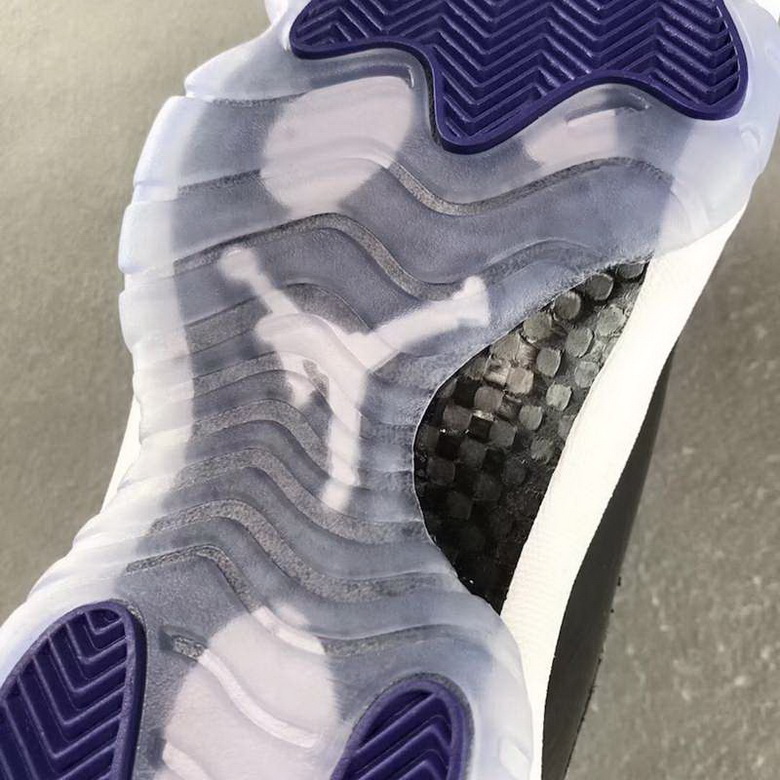 Air Jordan 11 Retro-074