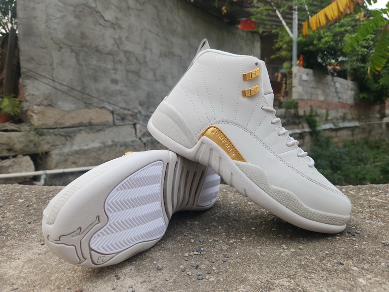 Air Jordan 12 Retro-050