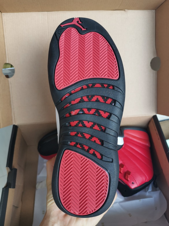 Air Jordan 12 Retro-076