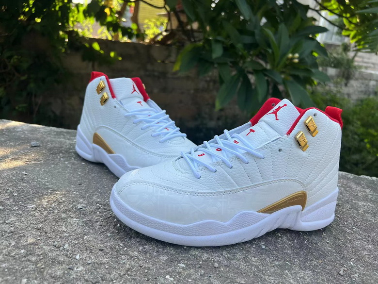 Air Jordan 12 Retro-082