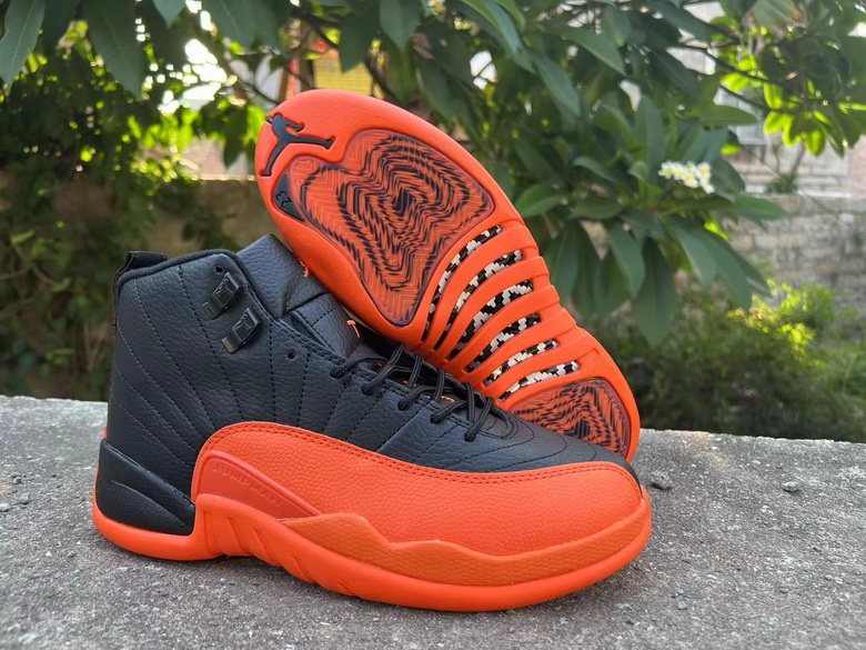 Air Jordan 12 Retro-085