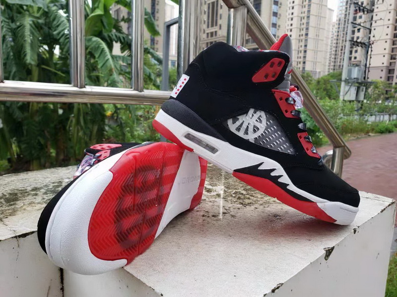 Air Jordan 5 Retro-024