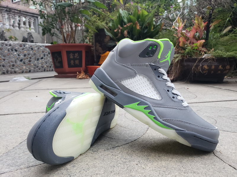 Air Jordan 5 Retro-026