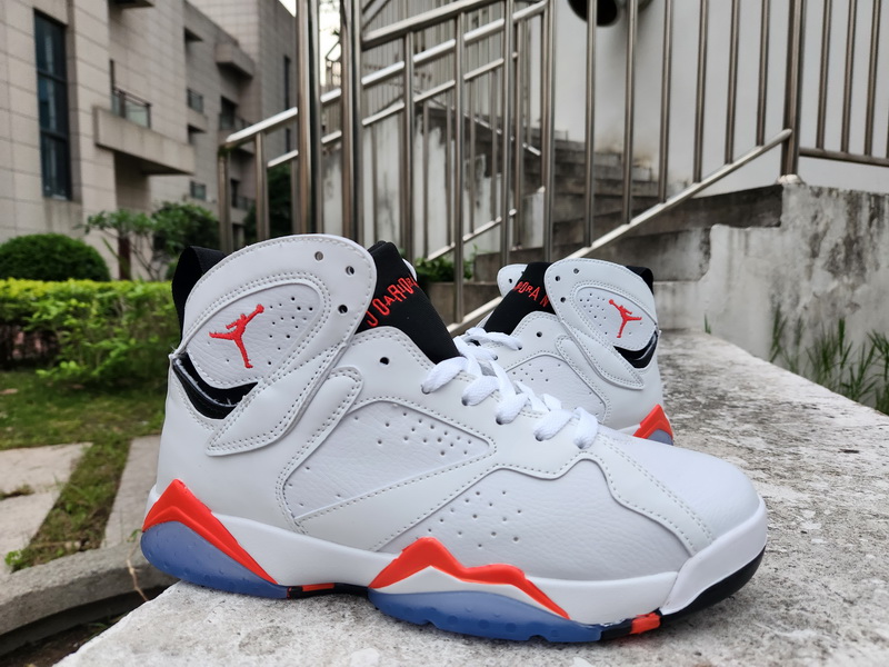 Air Jordan 7 Retro-010
