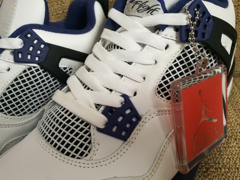 Air Jordan 4 Retro-095