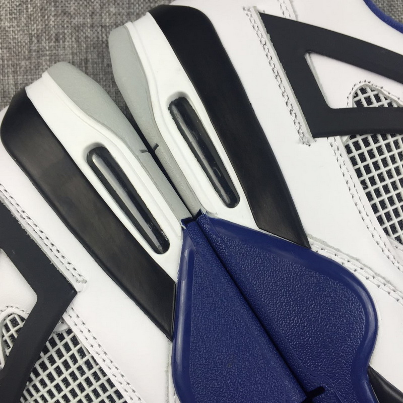 Air Jordan 4 Retro-097