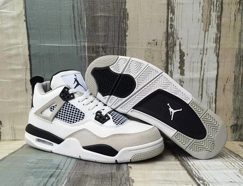 Air Jordan 4 Retro-114