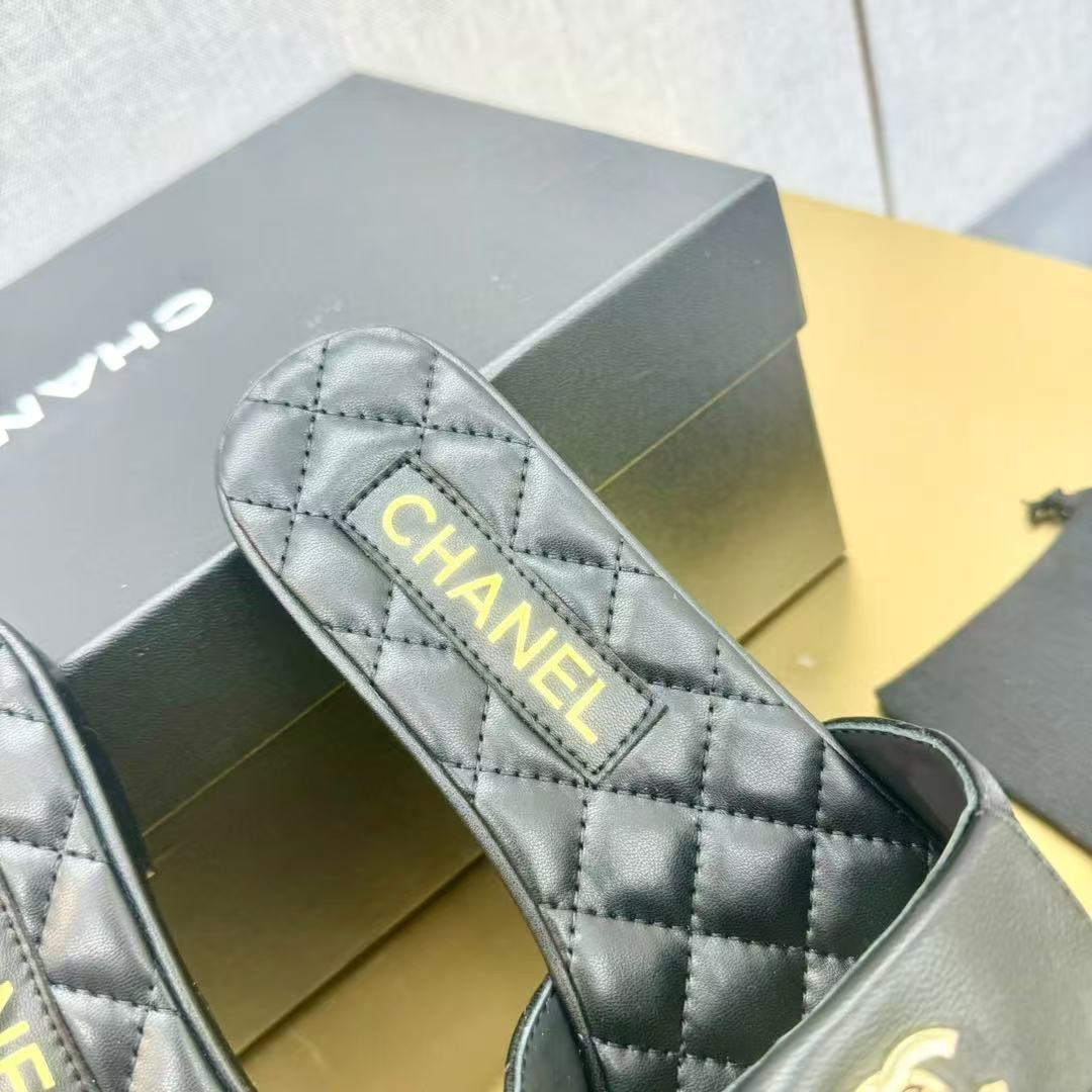 Ch*el slippers women(aaa)-010