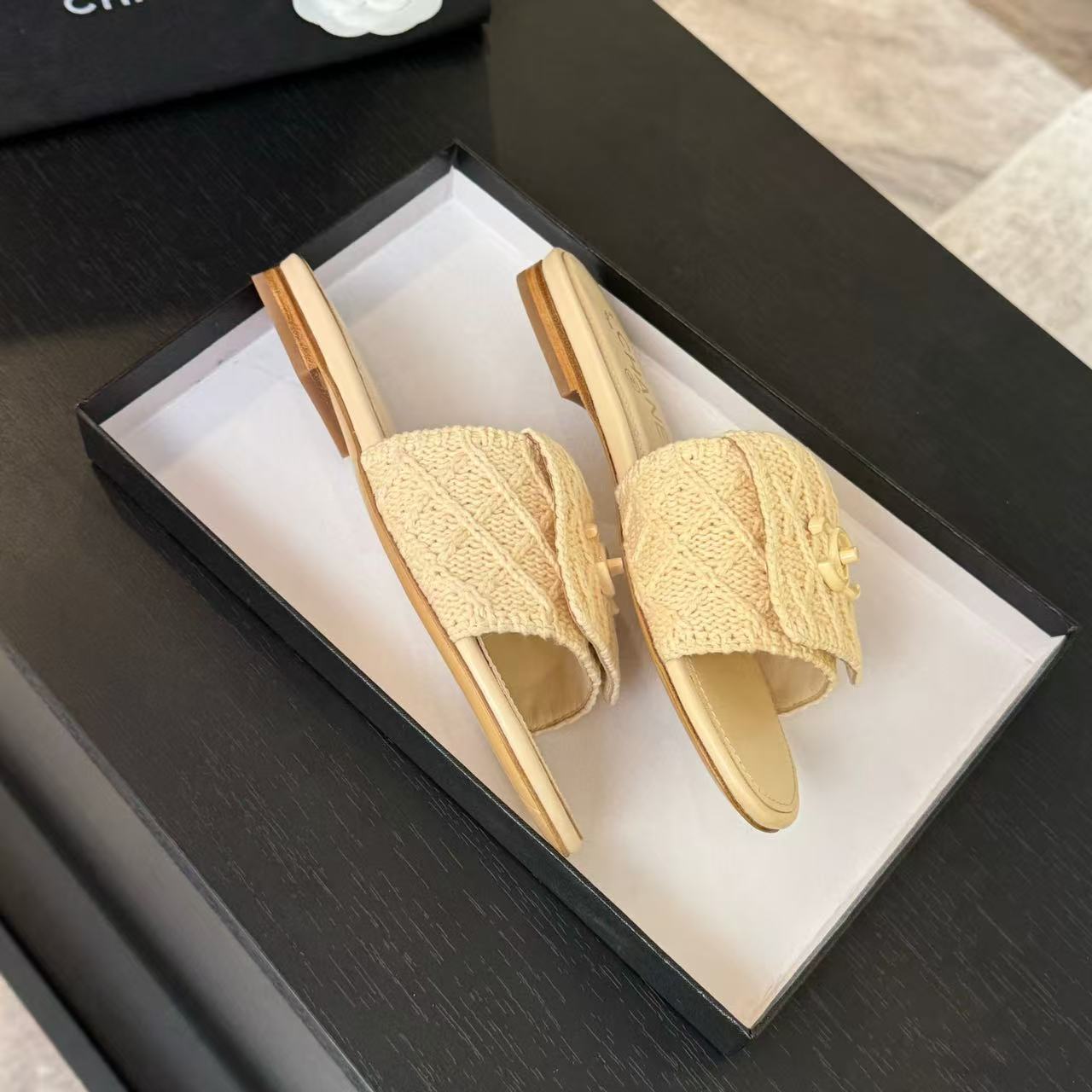 Ch*el slippers women(aaa)-014