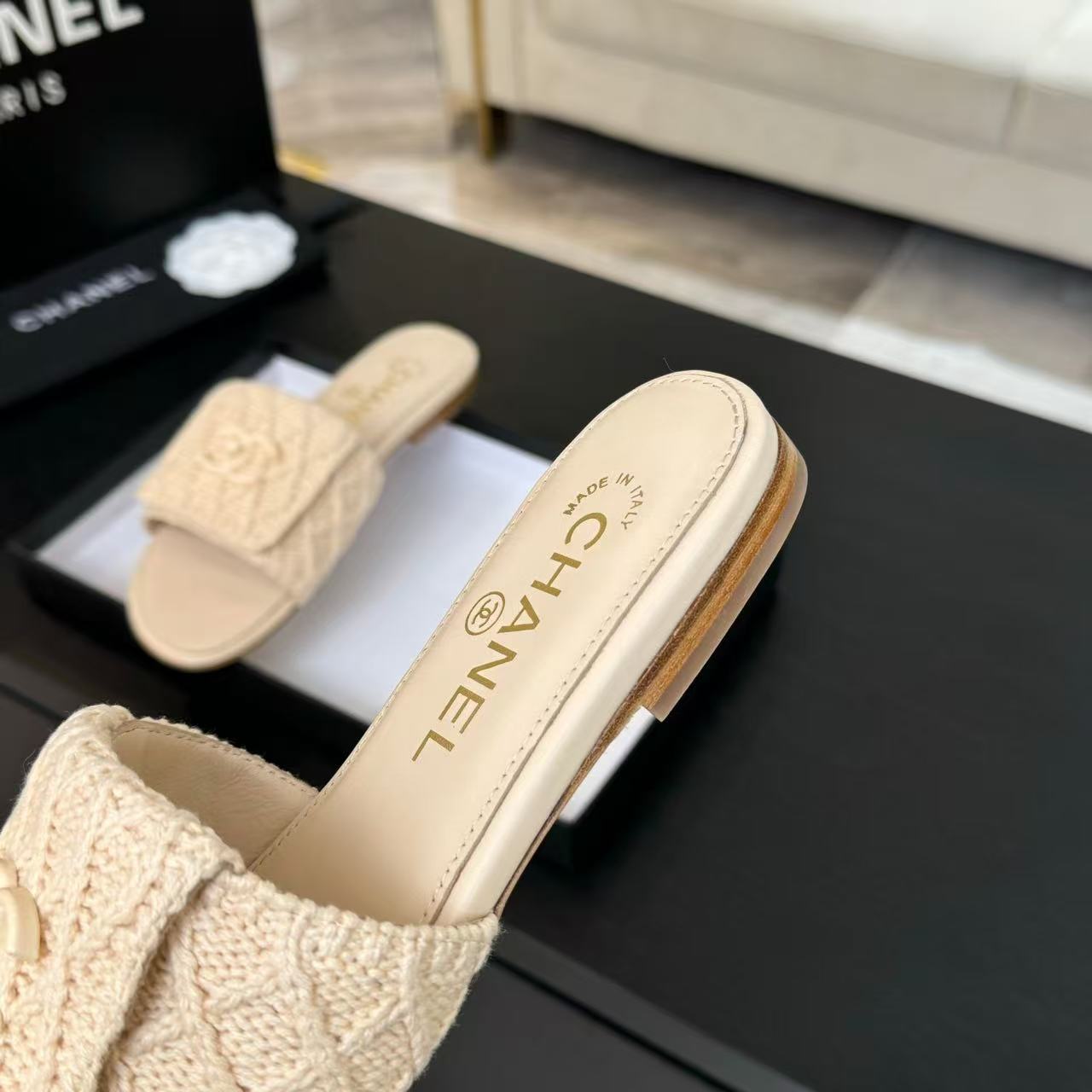 Ch*el slippers women(aaa)-014