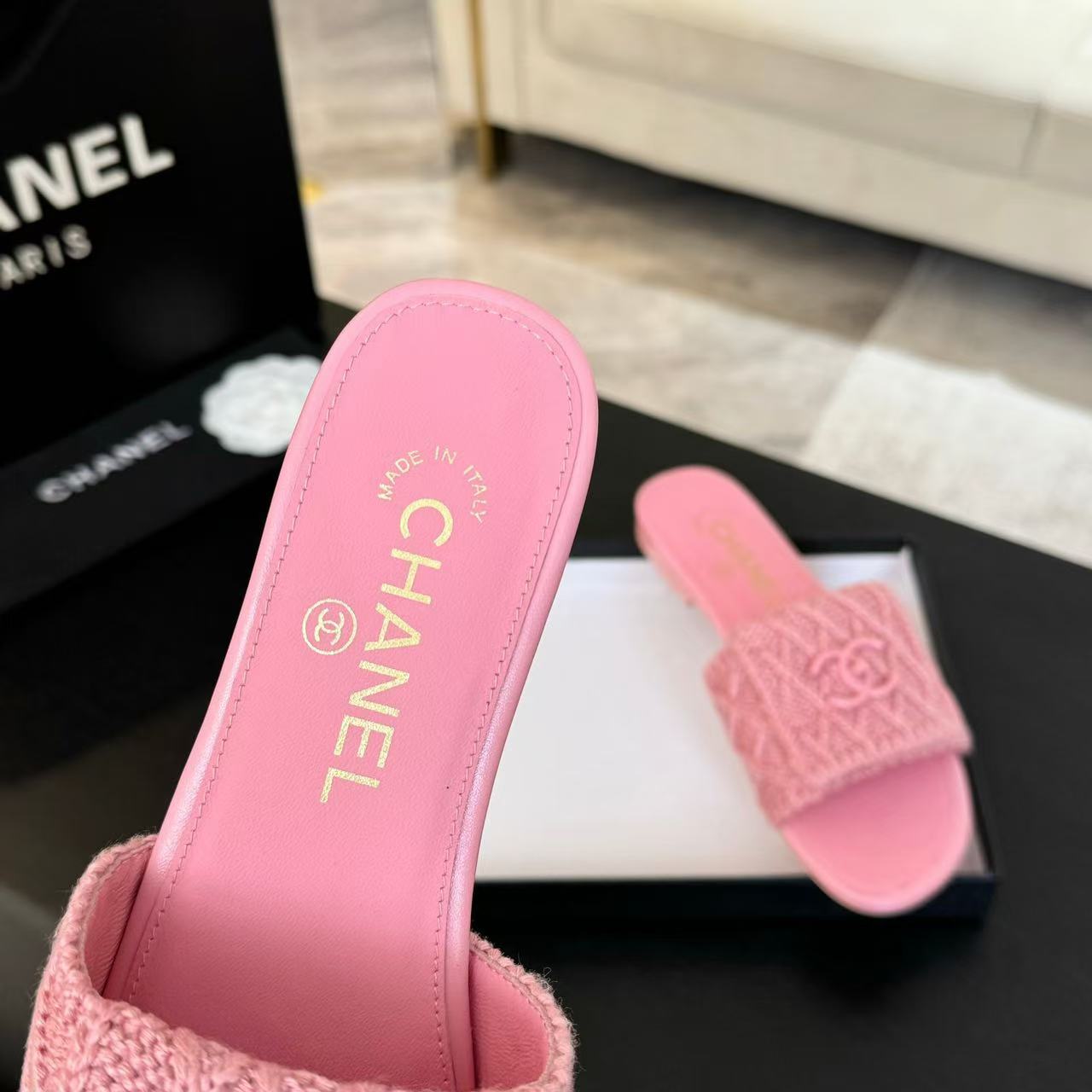 Ch*el slippers women(aaa)-015