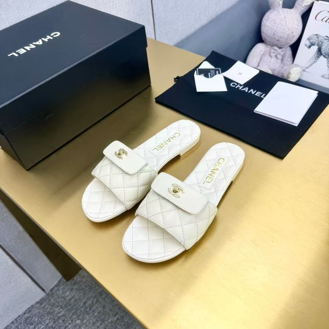 Ch*el slippers women(aaa)-012