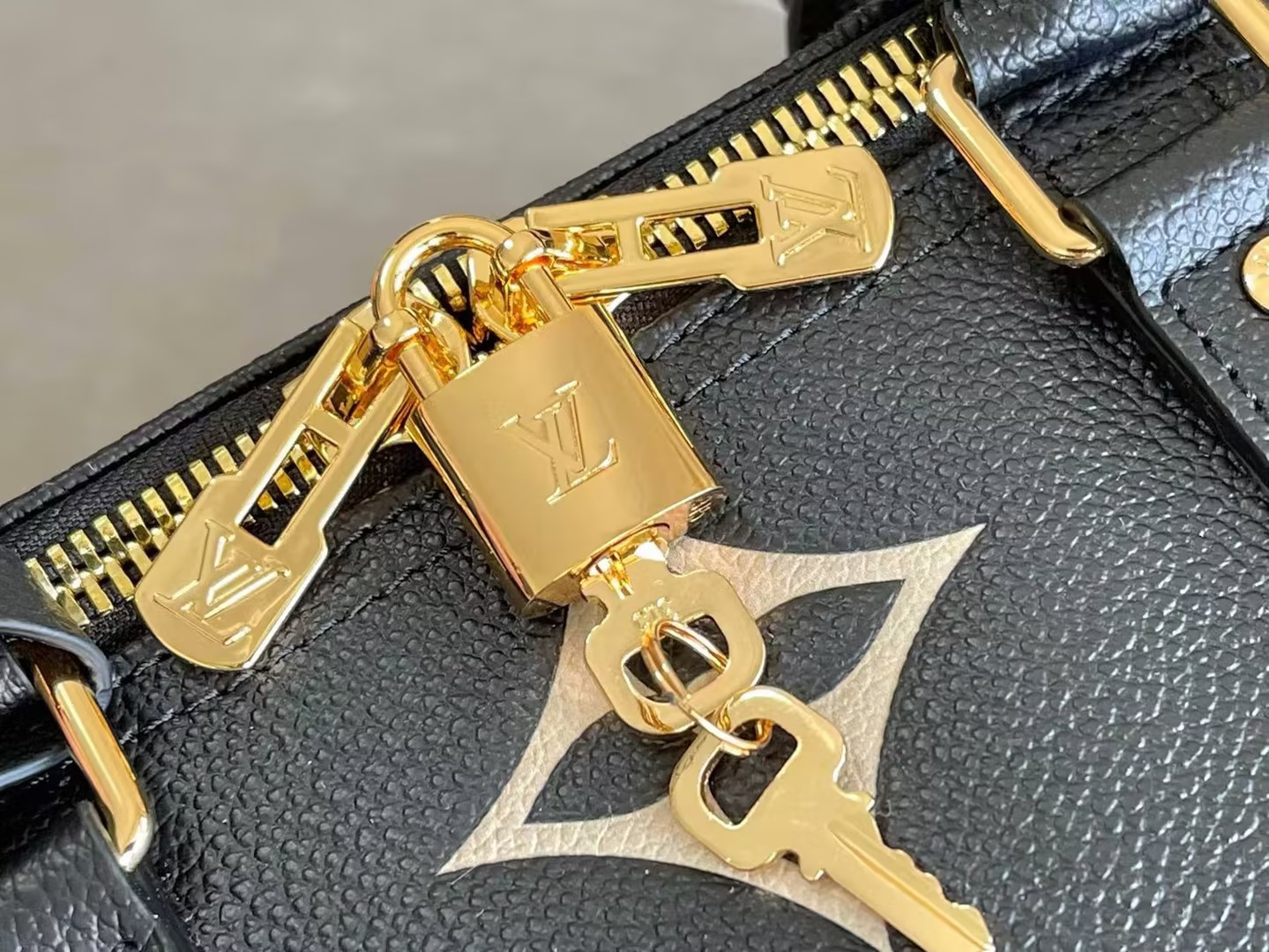 LV Luggage Bag(AAA)-046
