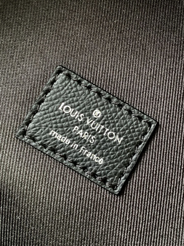 LV Backpack(AAA)-049