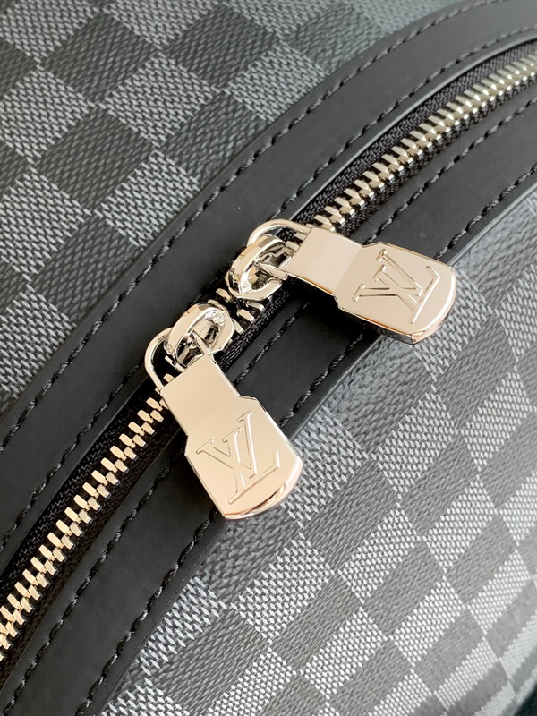 LV Backpack(AAA)-070